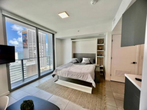 Spacious Studio in the Heart of Downtown Miami